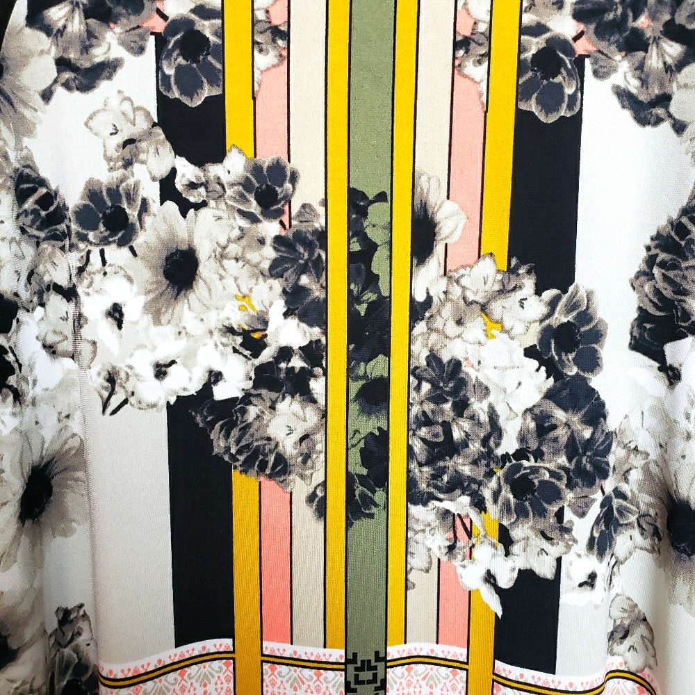 Abstract Dress - Picture 5 of 6